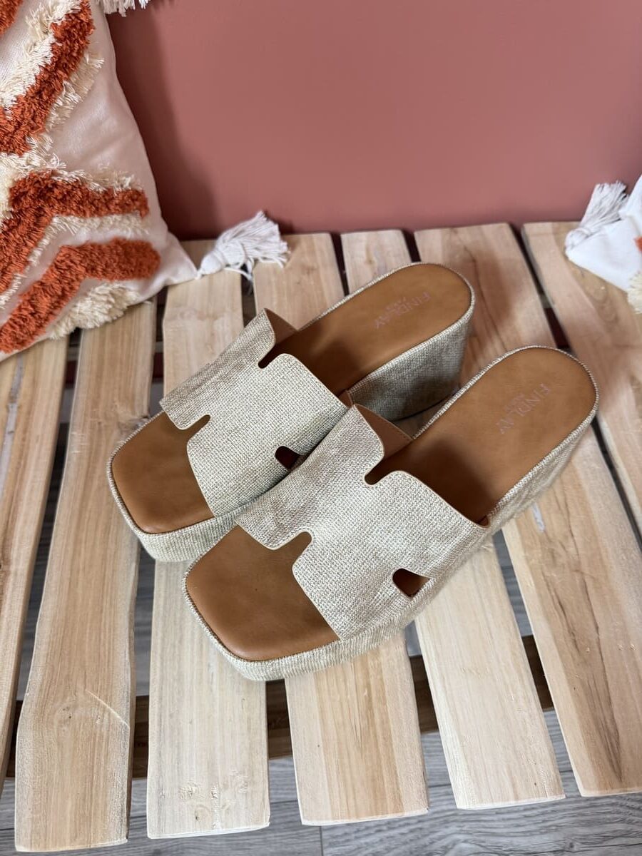 Mules Compensées Dorées Effet Tissé – Image 4