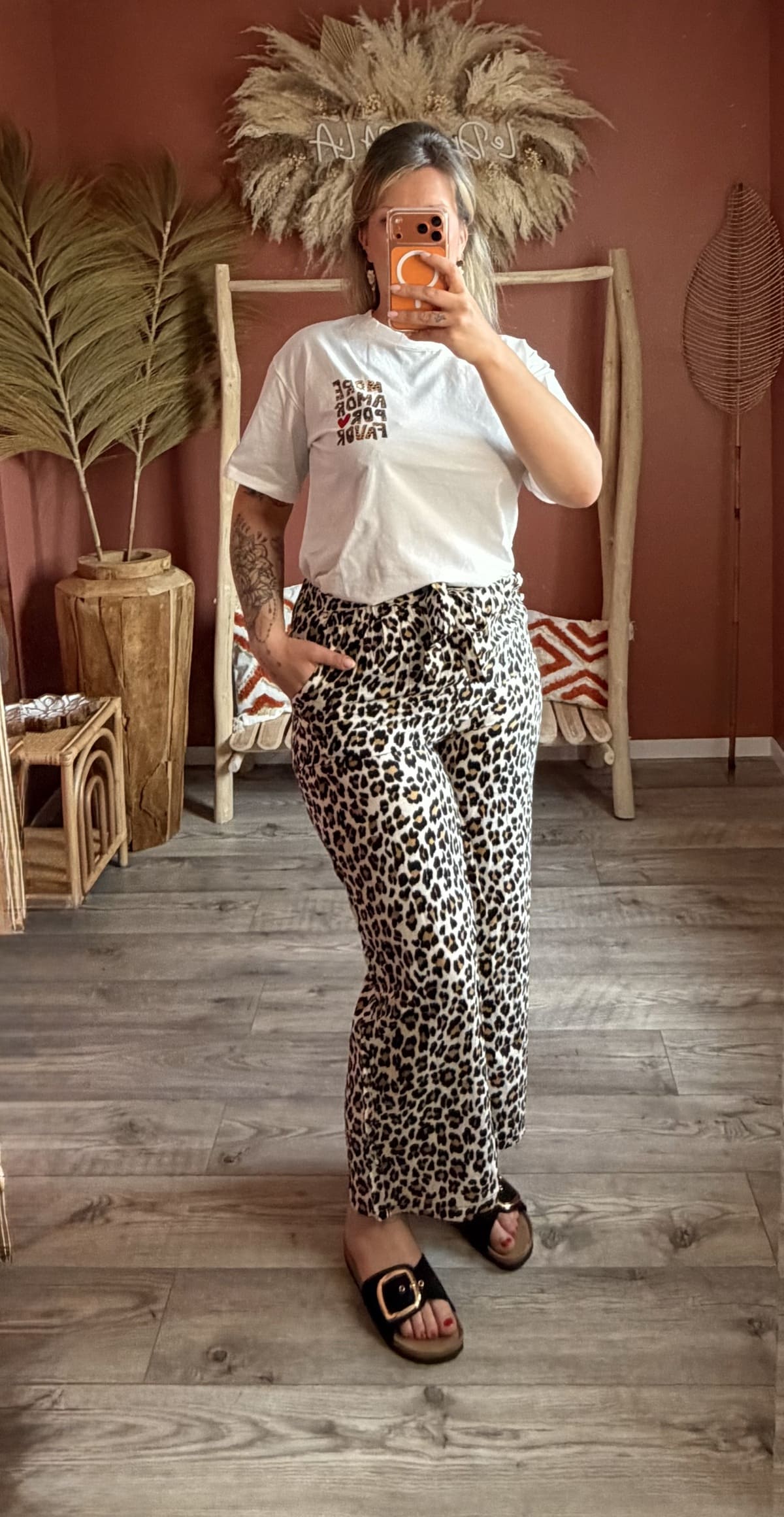 Pantalon large imprimé léopard beige et noir à taille élastiquée — Le Dress BY L.A