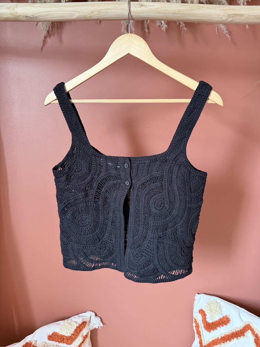 Top Crochet Noir Dos Ouvert – Image 2