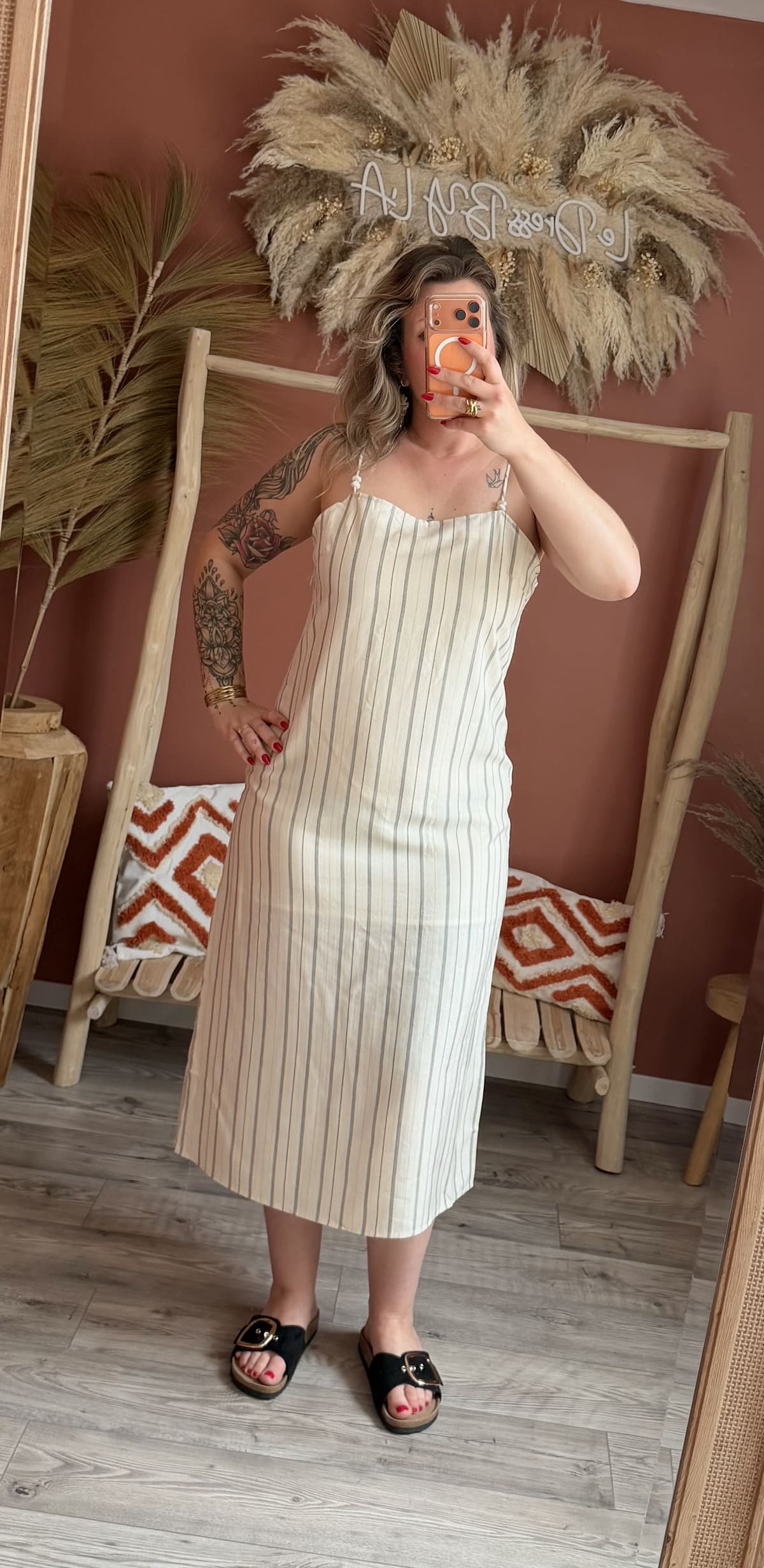 Robe longue bretelles fines rayures verticales écru coupe droite midi femme – Le Dress BY L.A
