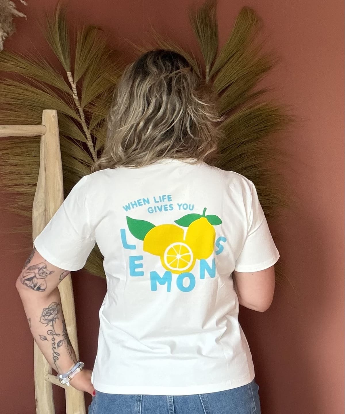 T-shirt blanc col rond imprimé citrons jaunes femme – Le Dress BY L.A